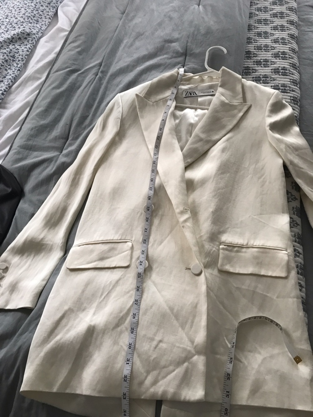 ZARA Off-White Double-Breasted satin blazer - Picture 5 of 5
